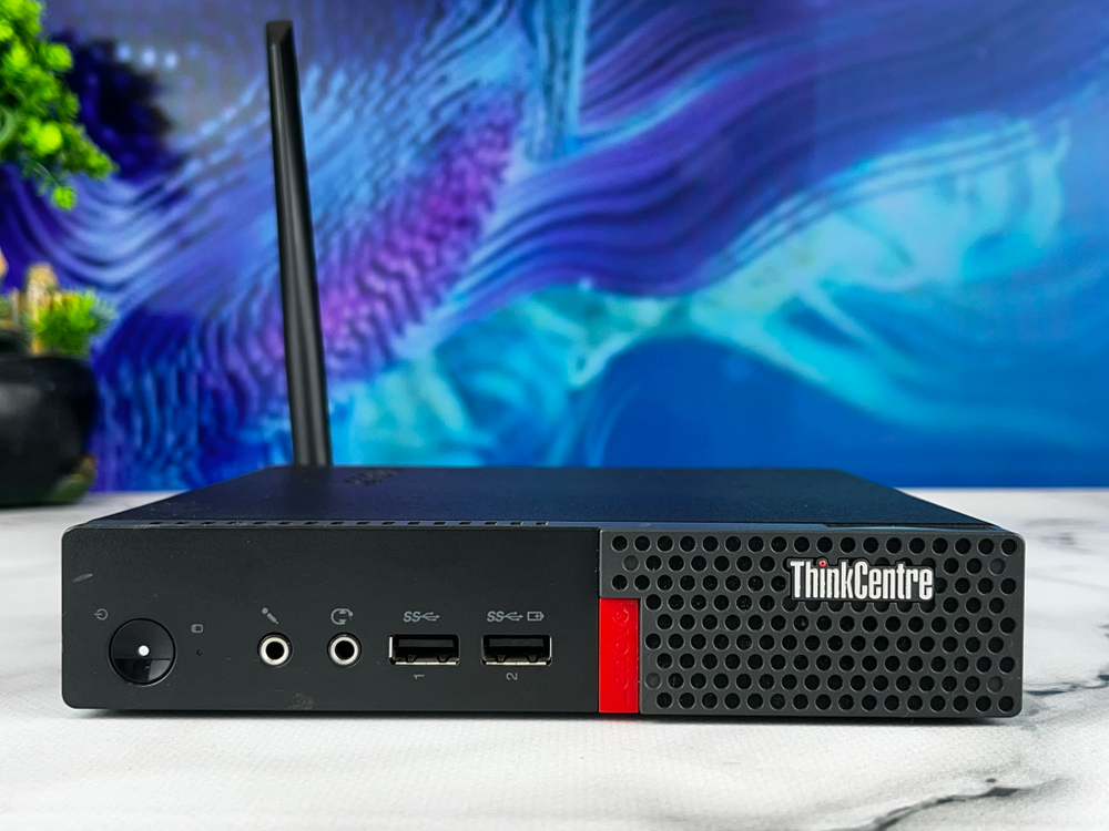 Lenovo Мини-ПК ThinkCentre M720Q с антенной Intel Core i5-8500T Intel HD Graphics 630, Windows 10 Pro, черный