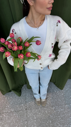 Кардиган с цветами взрослый