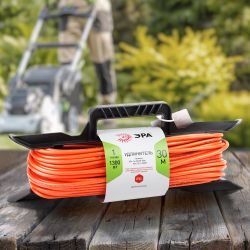 Удлинитель силовой ЭРА UFx-1e-3x0.75-30m на рамке c заземлением 1 розетка 30м ПВС 3x0.75мм2