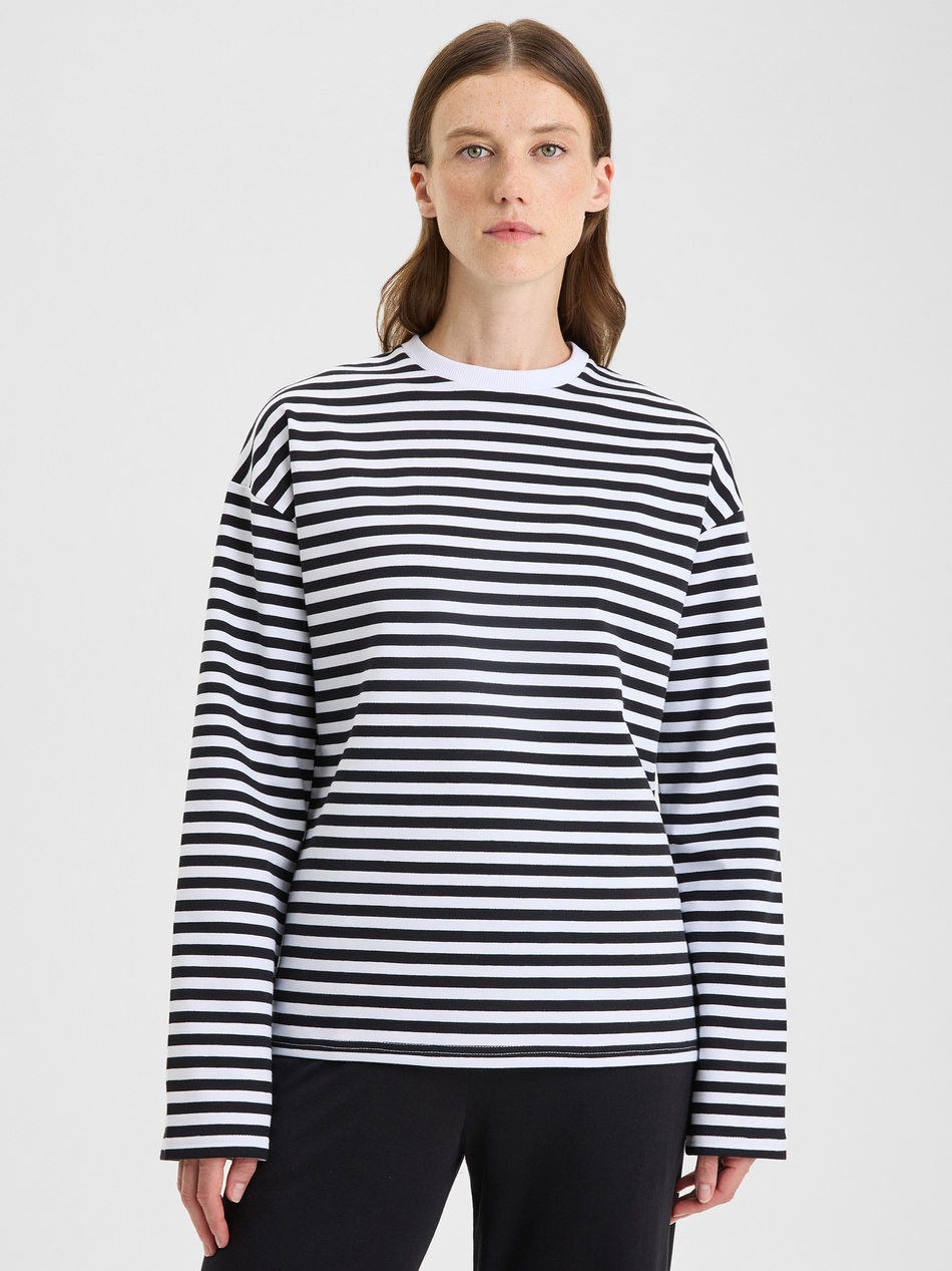Матроска в стиле oversize