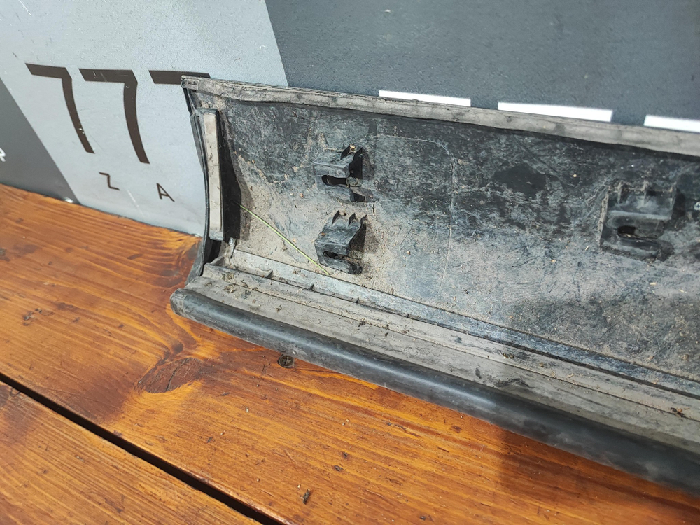 Накладка двери передней левой Honda CR-V 4 (RE, RM) 12-18 Б/У Оригинал 75332T0AA0