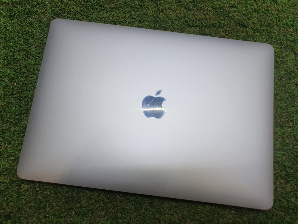 MacBook Pro 13 2018 A1989 Thunderbolt 3 i5/8GB/Retina