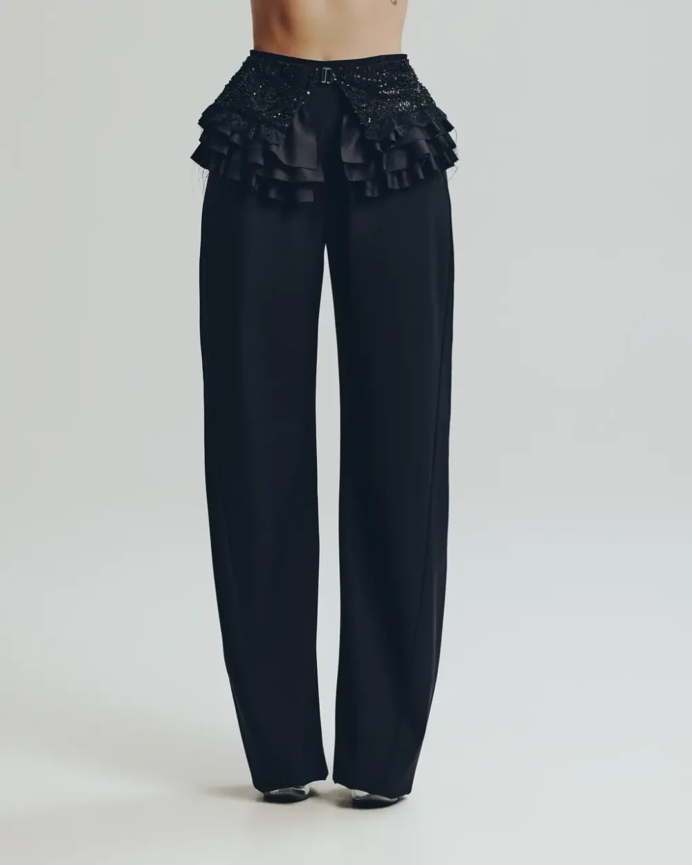 Баска Дракулы, Черный