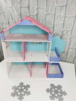 Домик для кукол 3-х этажный ДЕРЕВЯННЫЙ окрашенный Арт. ДО-0017