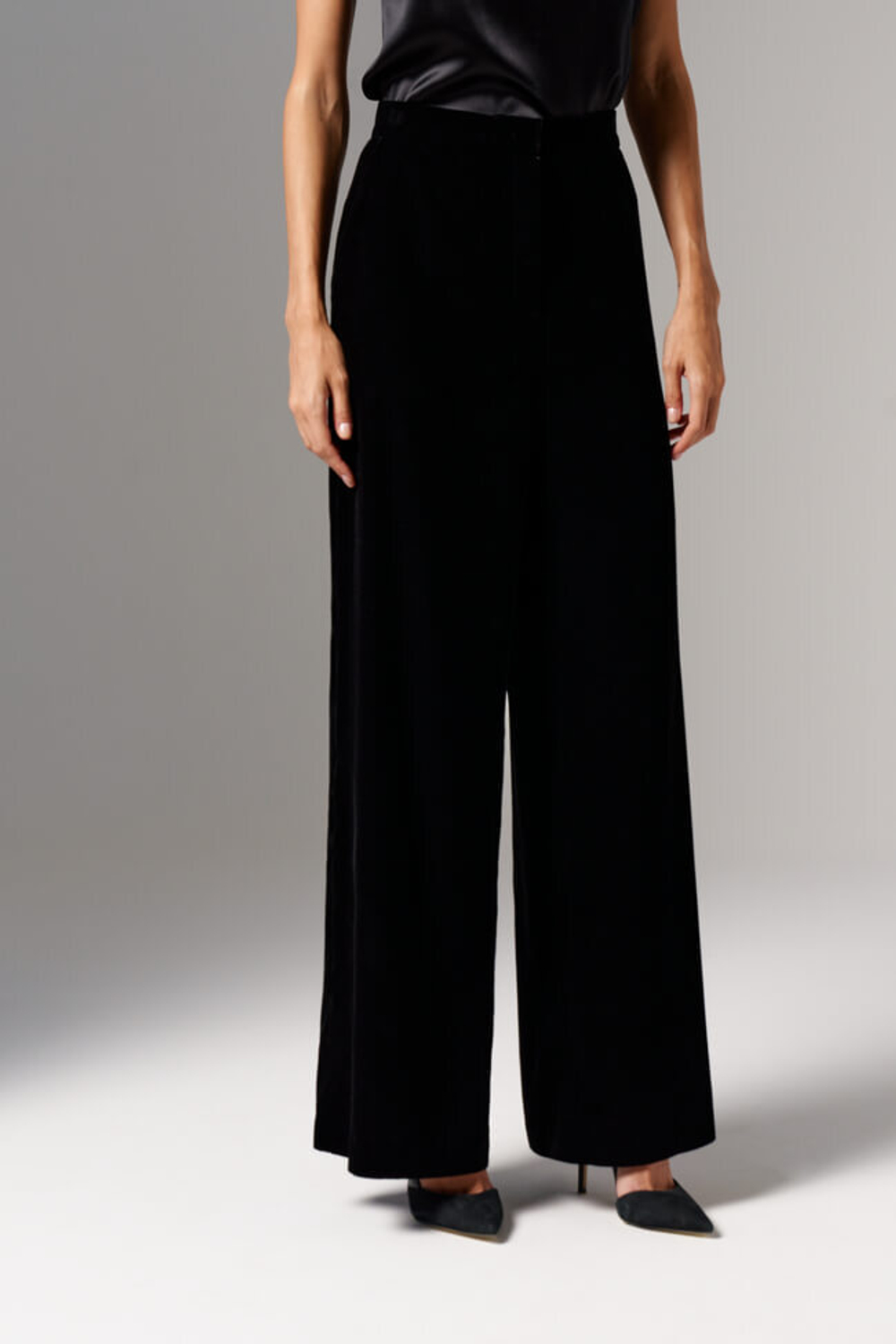 31103 Брюки женские (черный)