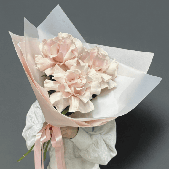 Букет из французских розовых роз