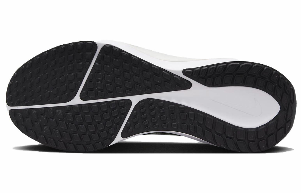 Кроссовки Nike Vomero 17