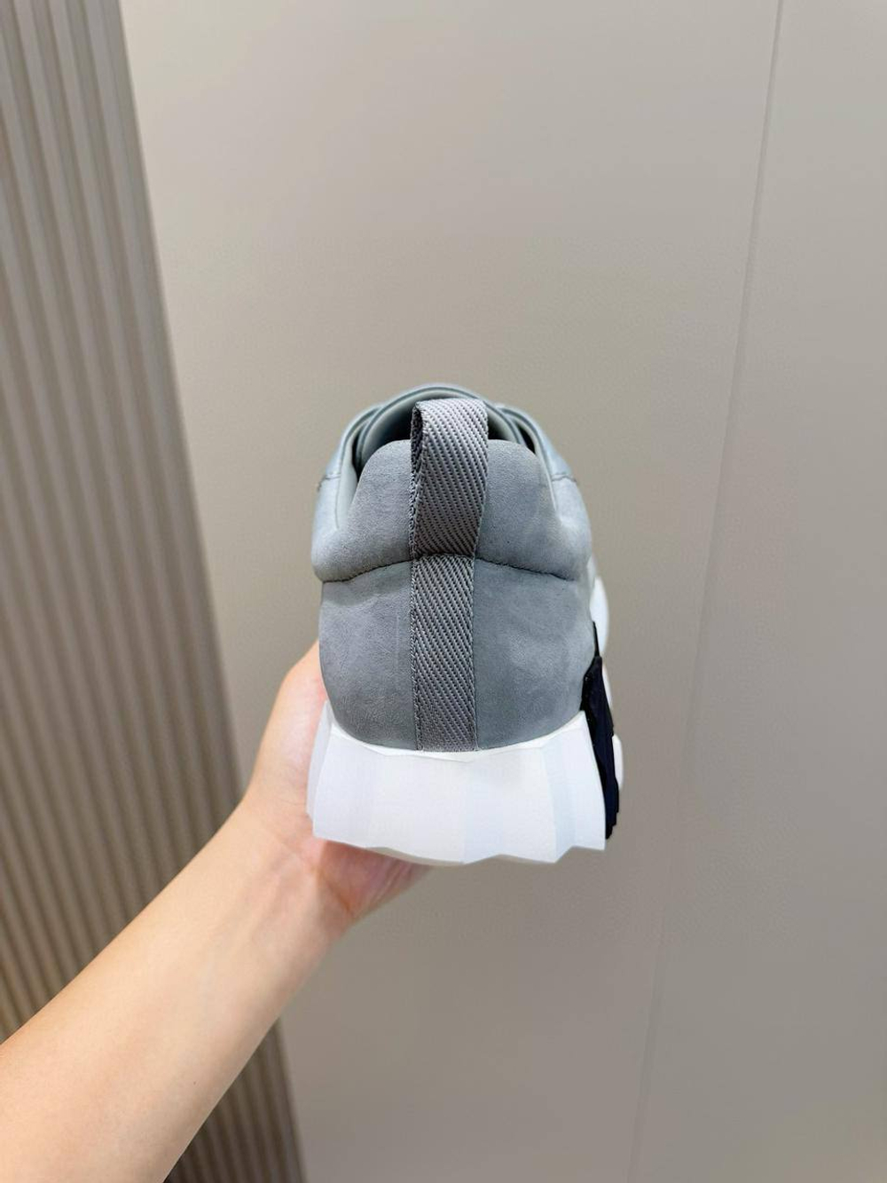 Кроссовки Hermes