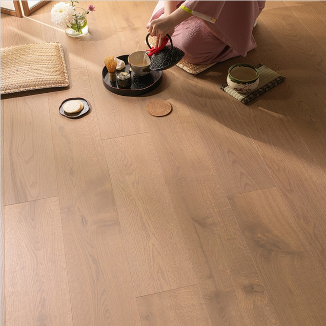 За напольным покрытием - это к нам!