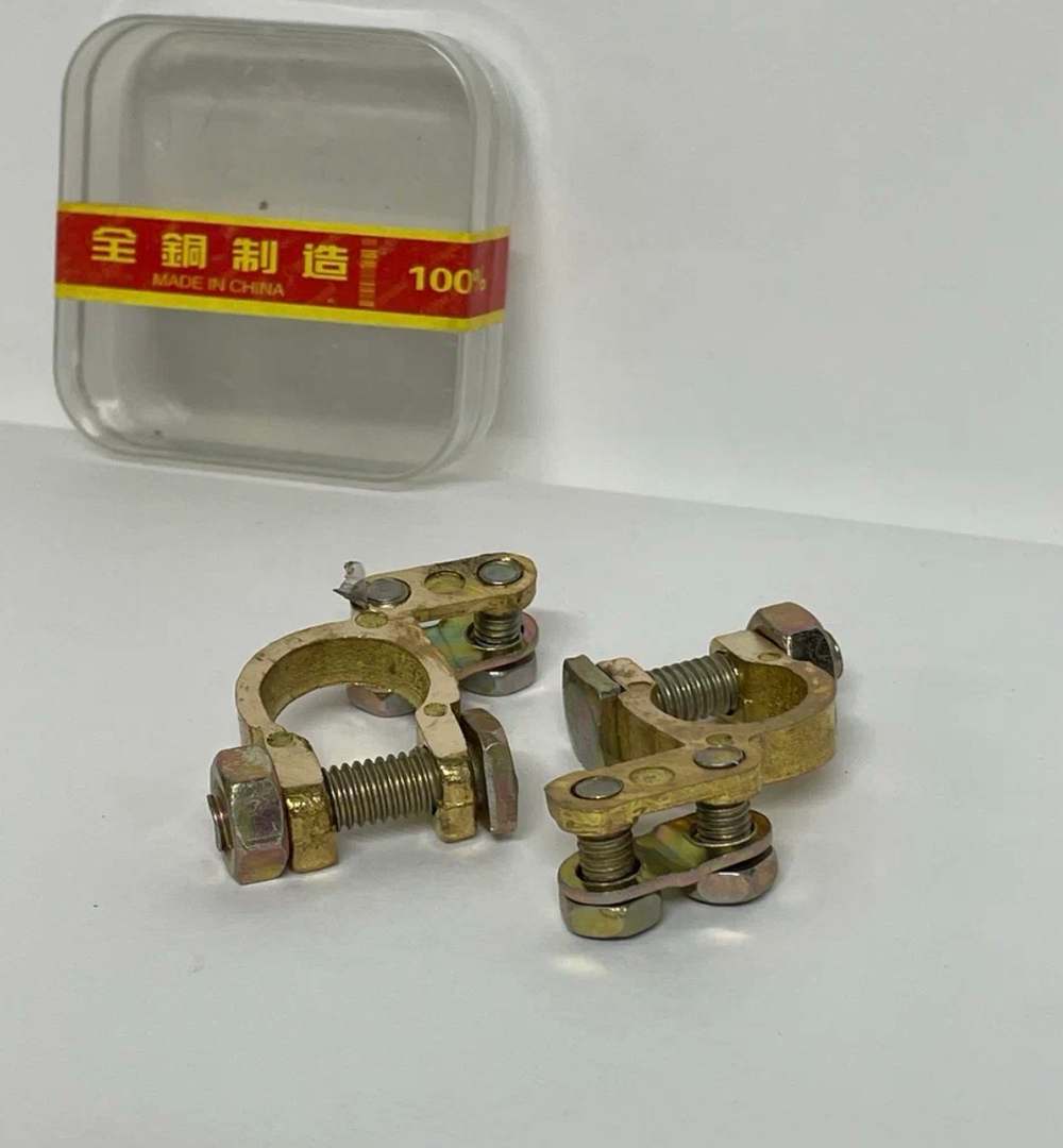 Клеммы АКБ из латуни и болтовым соединением провода, усиленные, Куппер (2 шт. / в комплекте)