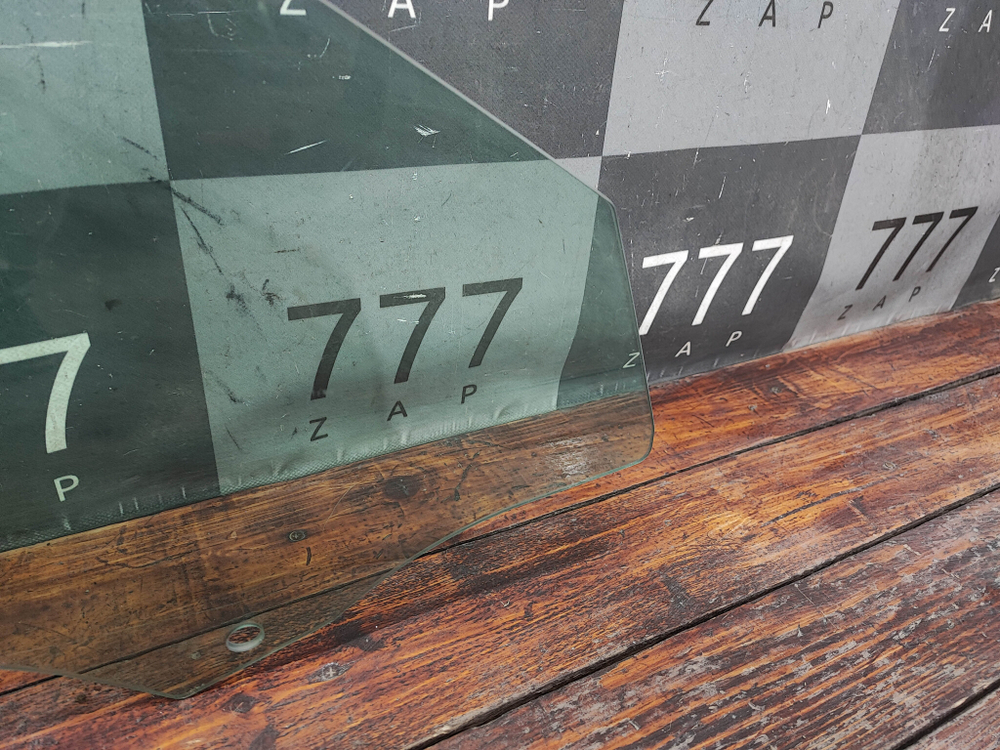 Стекло двери передней правой Audi A6 (C8) 18-нв Б/У Оригинал 4K0845202