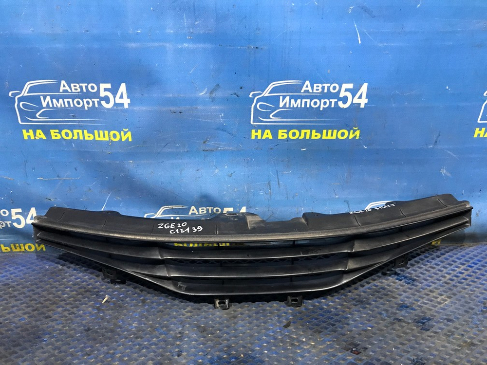 Решетка радиатора TOYOTA WISH 2009-2012
