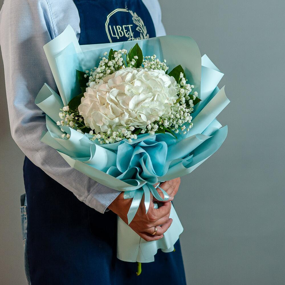 Комплимент с гортензией