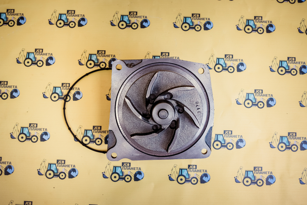 Помпа (водяной насос) Jcb 3cx/4cx с двигателем Dieselmax аналог