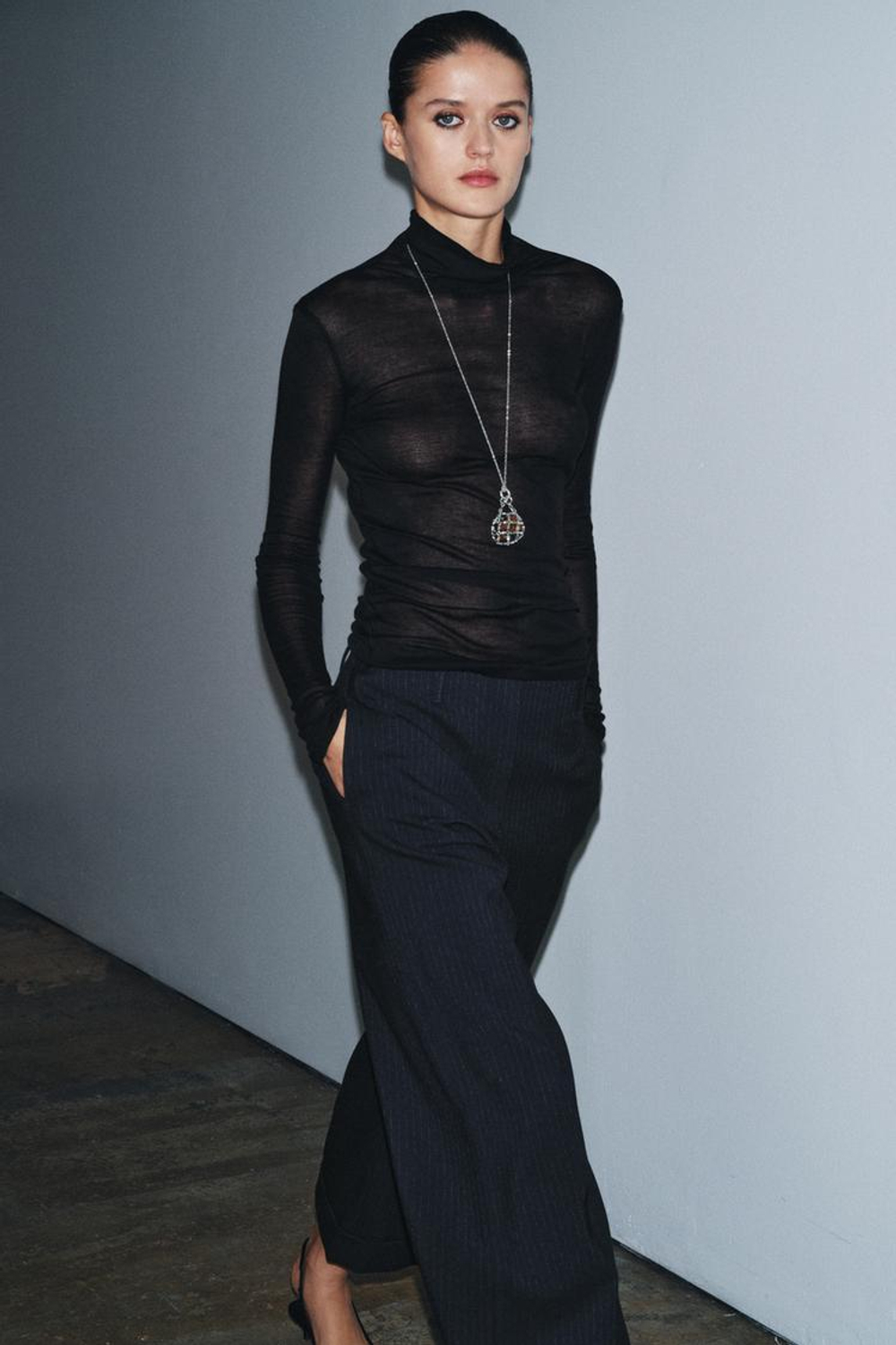 ZARA ФУТБОЛКА ИЗ ХЛОПКА SUPIMA®, ЧЕРНЫЙ