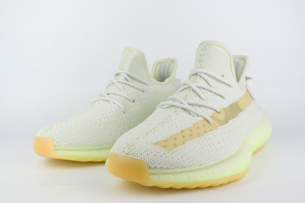 Кроссовки Adidas Yeezy 350 boost v2 Hyperspace