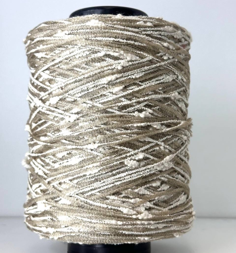 STRIPE - Azeta Filati; 65% хлопок, 35% п/а; 210м/100гр; цвет: молочный, бежевый; S715; МР