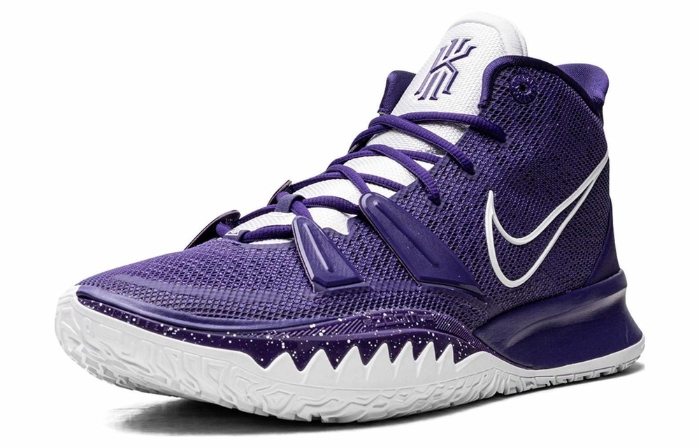 Кроссовки Nike Kyrie 7