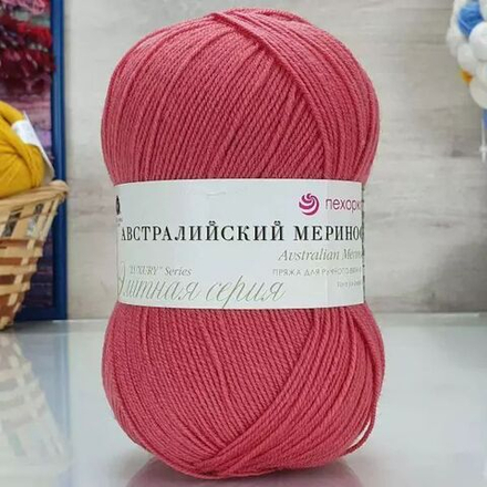 Австралийский меринос пряжа, Пехорка 95%меринос.шерсть 5%обьемный акрил 5х100г/400м 185 земляника