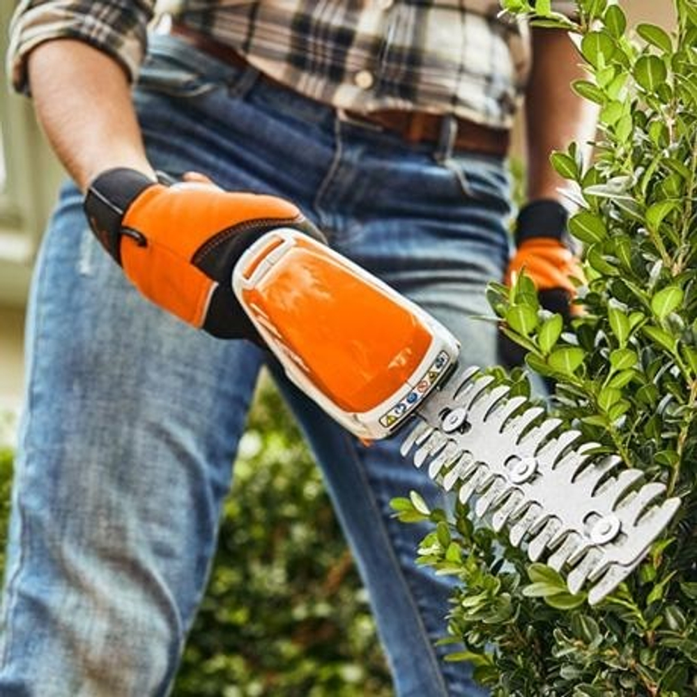 Ножницы-кусторез аккумуляторные STIHL HSA 26 Телескопическая штанга HA030113516кк