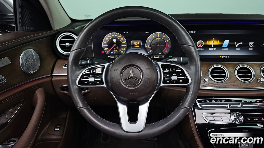 Mercedes-Benz E-Class W213 E300 4MATIC Exclusive (06.2020)