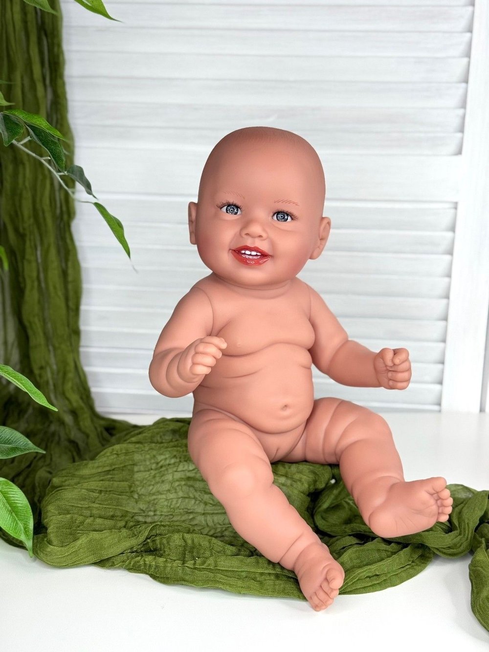 Кукла Manolo Dolls виниловая Diana 45см (8319)