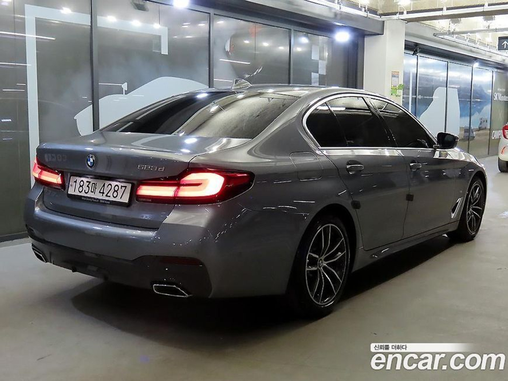 BMW 5 Series (G30) 523d M Sports (07.2023)