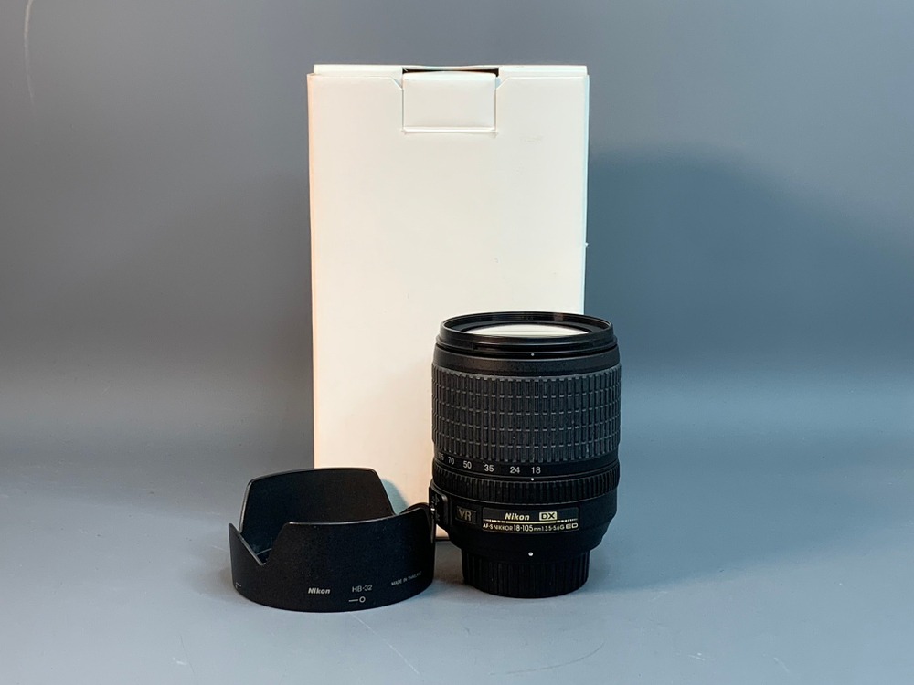 Nikon 18-105mm 3.5-5.6G AF-S ED DX VR Nikkor