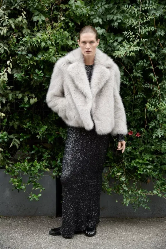 ZARA КУРТКА ИЗ ИСКУССТВЕННОГО МЕХА — ZW COLLECTION, СЕРО-КОРИЧНЕВЫЙ