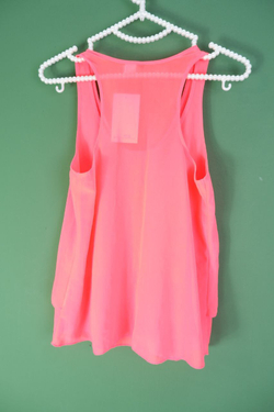 Топ яркий для сочного образа 40 размер