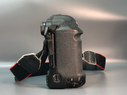 Canon EOS 1D Mark III