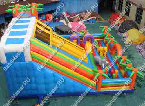 Надувной батут горка "Парк Юрского периода"