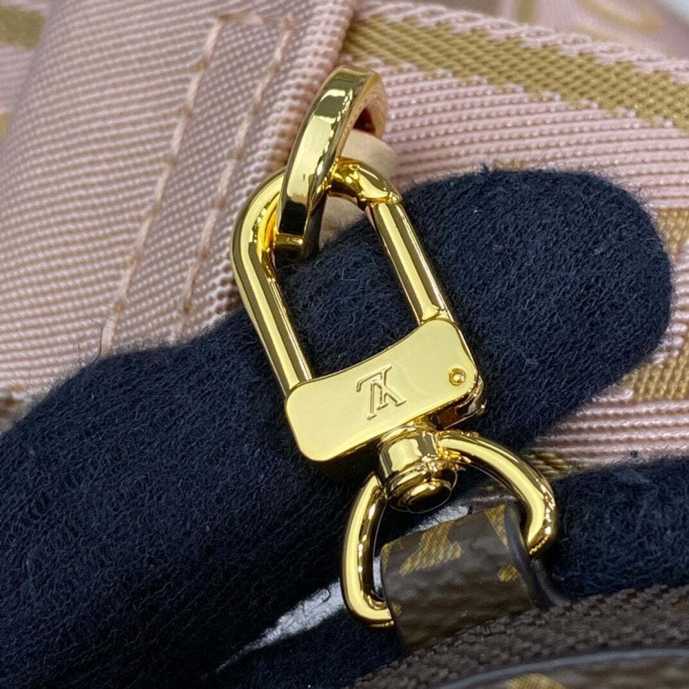 Louis Vuitton Multi Pochette Accessoires