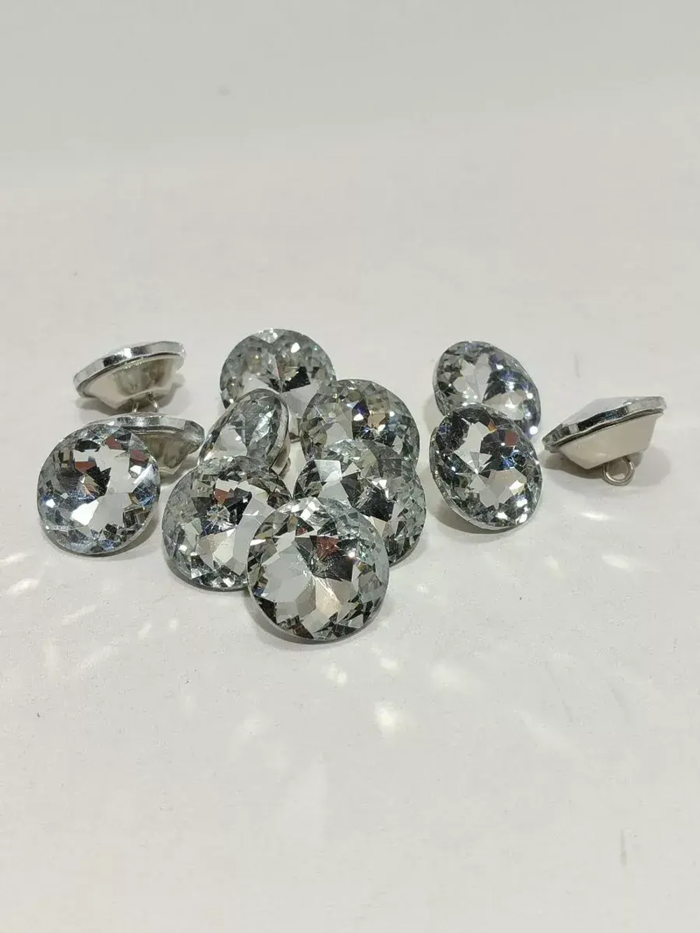 Стразы для мебели, рукоделия, каретной стяжки