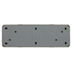 Розетка Intro Quadro 2-208-02 с заземлением четверная 4х2P+E 16А-250В IP20 ОУ слоновая кость | Intro Quadro