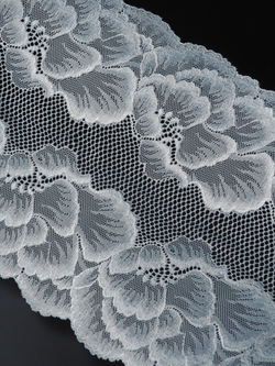 Эластичное кружево молочное ширина 24 см ОТРЕЗЫ