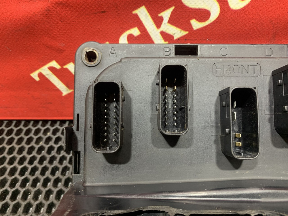 Блок управления шасси передний 2021г