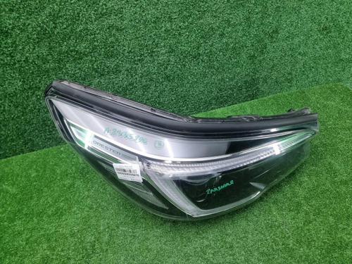 Фара правая Subaru Forester 5 SK (2018-2021) LED