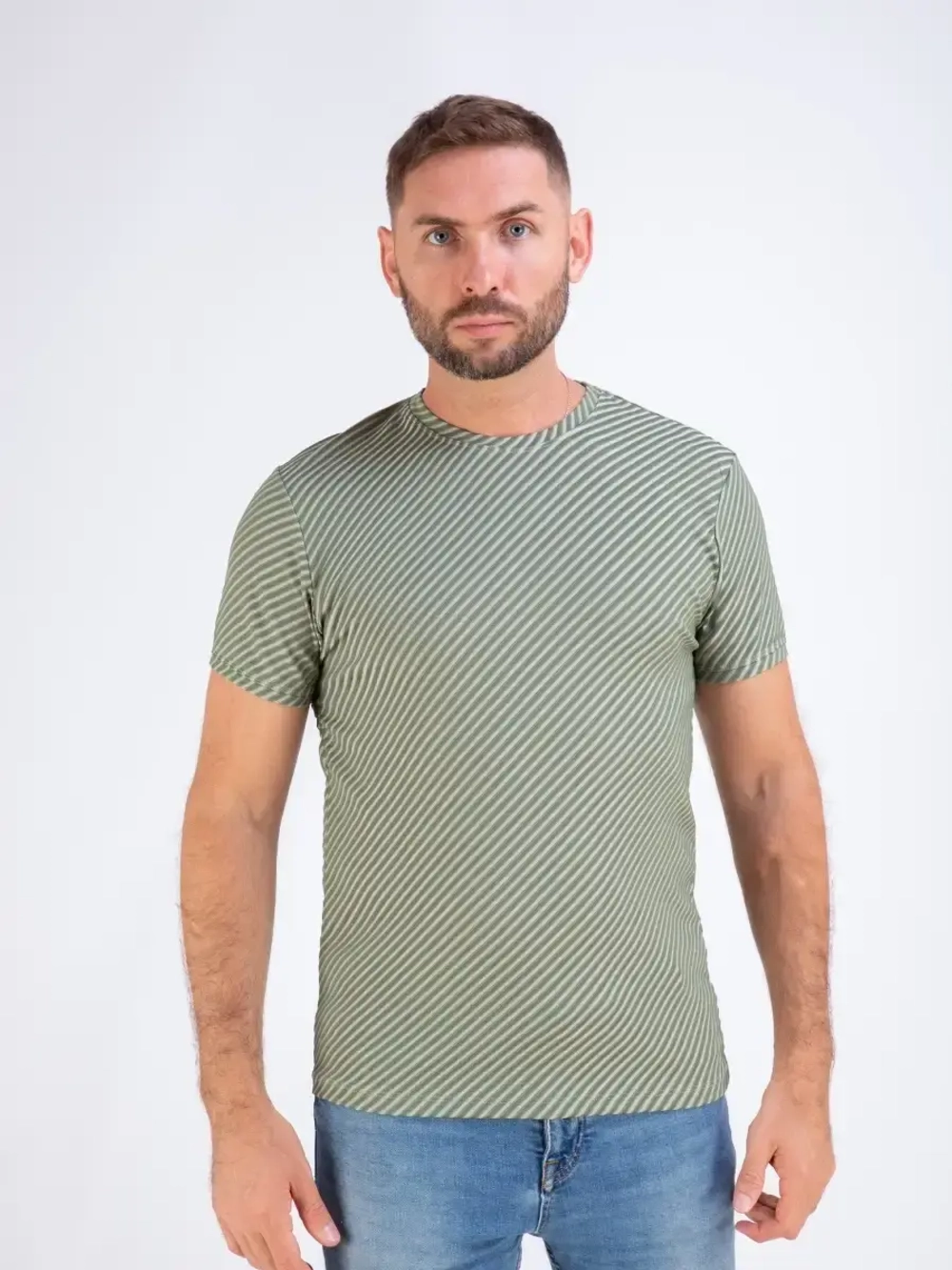 Футболка мужская однотонная базовая