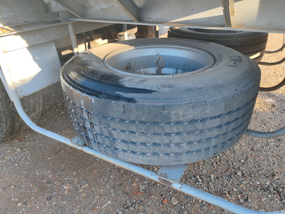 TITAN LC9411* Полуприцеп шторный LC9411XXY