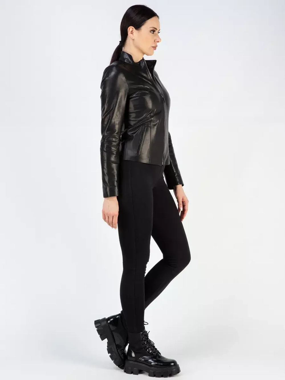 Кожаная куртка демисезонная