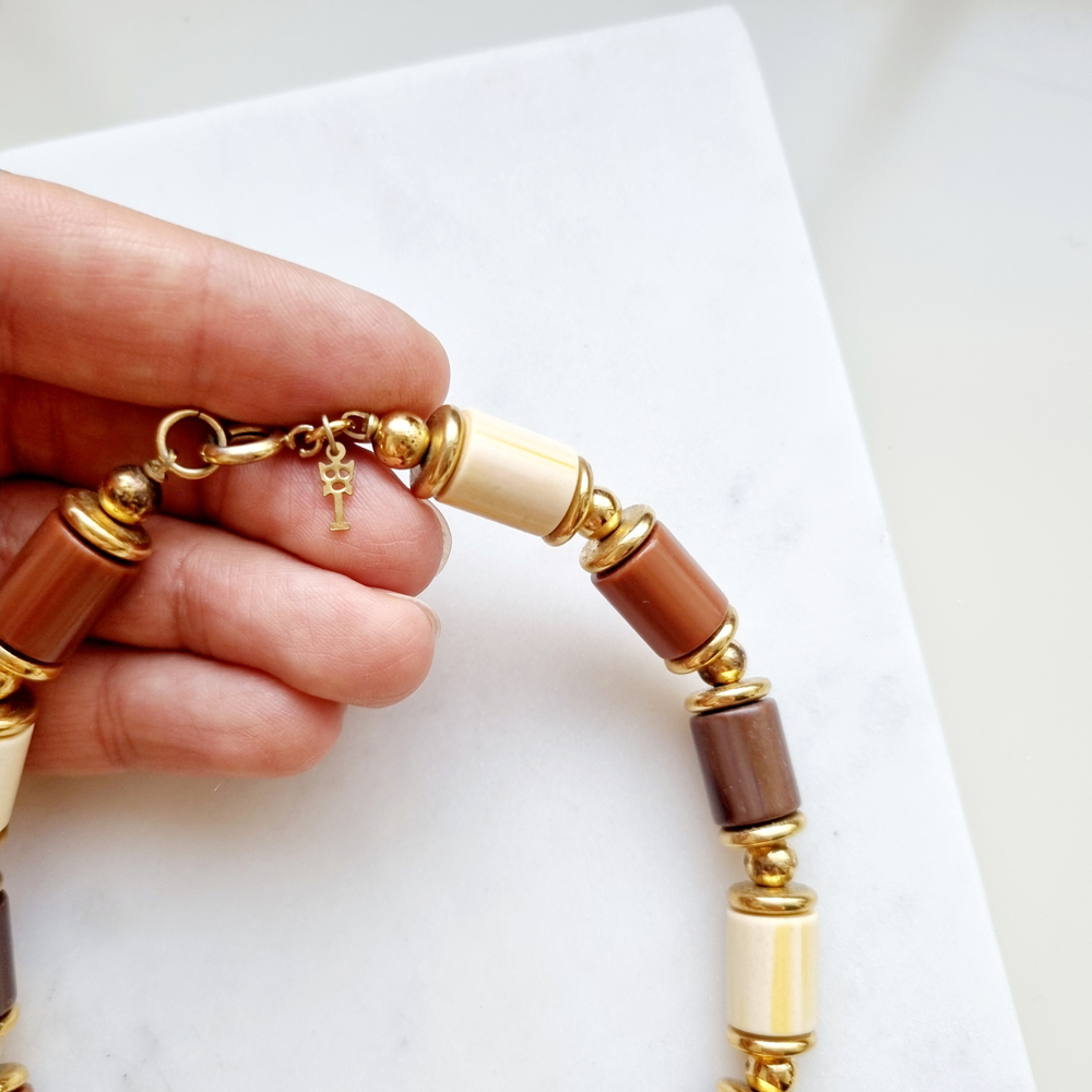 Колье Trifari из люцита