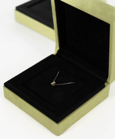 Футляр пластиковый, серия "ОЛИВИЯ", 90х90х50 мм