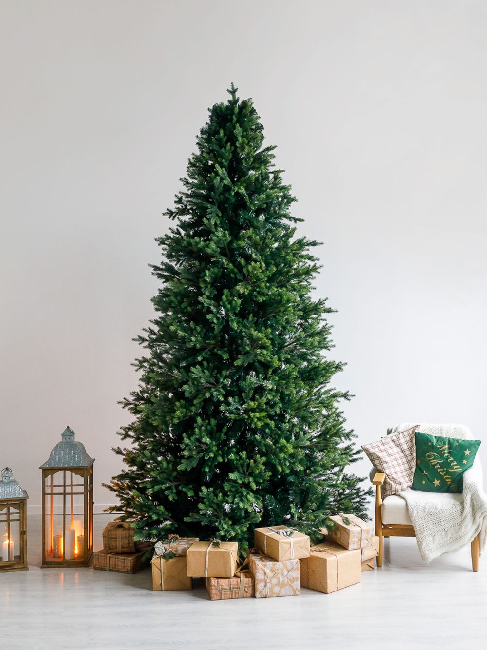 Большая елка «Сказочная» (Литая+пвх) 4,5 м