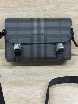 Сумка-мессенджер Burberry