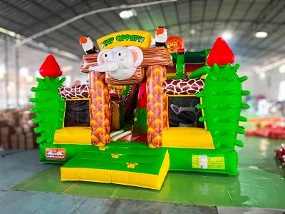 Коммерческий надувной батут «Сафари Ультра», 10*5*6 м.