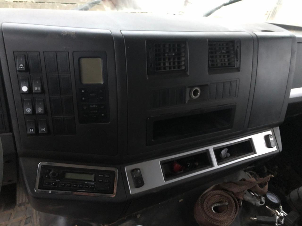 Shacman (Shaanxi) SX* 6x4 Самосвал SX3258DR384 (Дизельный, 9,7 л, 336 л.с., МТ)