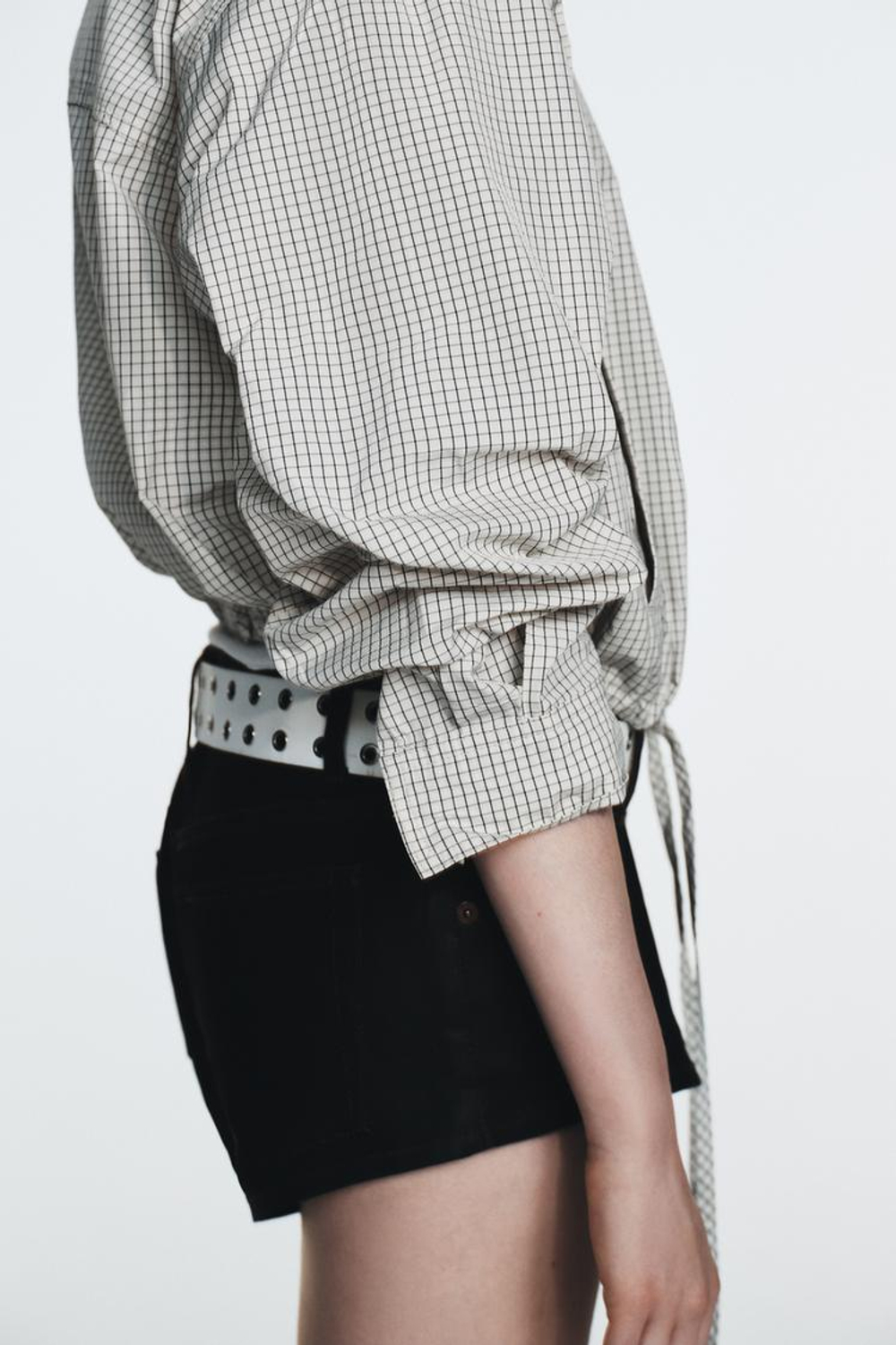 ZARA КУРТКА ИЗ НЕЙЛОНА В КЛЕТКУ, БЕЛЫЙ/ЧЕРНЫЙ