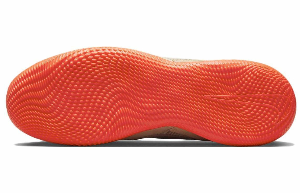 Кроссовки Nike Streetgato