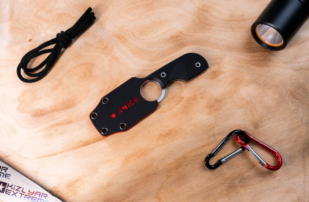 Шейный нож Amigo Z AUS-8 Satin Black